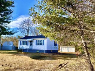 Photo of real estate for sale located at 720 State Road Dartmouth, MA 02747