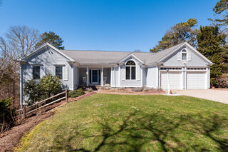 Photo of real estate for sale located at 232 Griffiths Pond Road Brewster, MA 02631