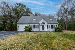 Photo of real estate for sale located at 20 Yardarm Drive Mashpee, MA 02649