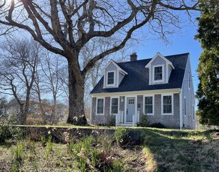 Photo of real estate for sale located at 1749 Phinney's Lane Barnstable Village, MA 02630