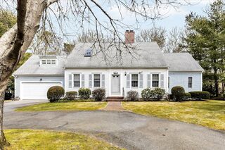 Photo of real estate for sale located at 78 Dory Circle Marstons Mills, MA 02648