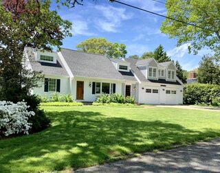 Photo of real estate for sale located at 117 Spice Lane Osterville, MA 02655