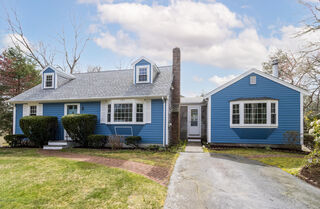 Photo of real estate for sale located at 101 Lietrim Circle Centerville, MA 02632