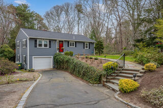 Photo of real estate for sale located at 598 Bumps River Road Osterville, MA 02655