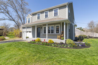Photo of real estate for sale located at 8 Lakeway Lane Harwich, MA 02645
