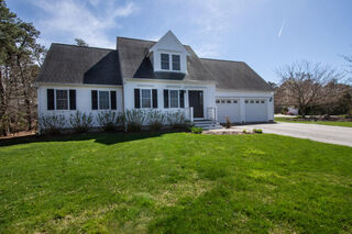 Photo of real estate for sale located at 3 Doves Wing Road South Yarmouth, MA 02664