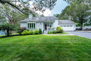 Photo of real estate for sale located at 23 Redwood Circle Mashpee, MA 02649