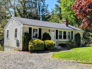 Photo of real estate for sale located at 67 Huckleberry Lane Marstons Mills, MA 02648