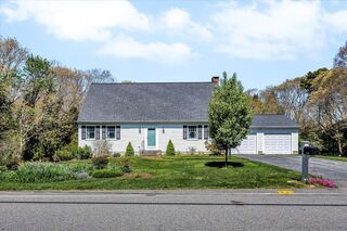 Photo of real estate for sale located at 219 Bragg's Lane Barnstable Village, MA 02630