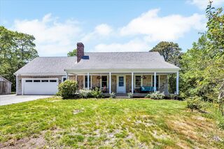 Photo of real estate for sale located at 137 Middle Road South Chatham, MA 02659