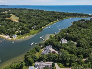 Photo of real estate for sale located at 168 Garrison Lane Osterville, MA 02655