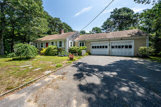 Photo of 885 Route 6A Yarmouth Port, MA 02675