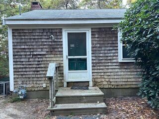 Photo of real estate for sale located at 127 Oak Hill Road Chatham, MA 02633