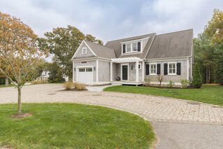 Photo of real estate for sale located at 55 Youngs Road Chatham, MA 02633