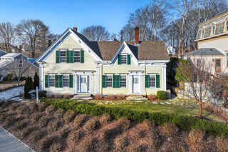 Photo of real estate for sale located at 10 Bank Street Wellfleet, MA 02667