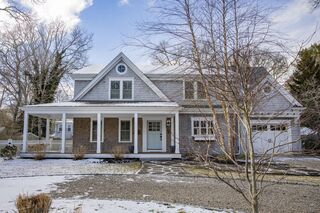 Photo of real estate for sale located at 85 Hollingsworth Road Osterville, MA 02655