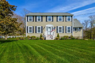 Photo of real estate for sale located at 15 Marvin Circle Falmouth, MA 02540
