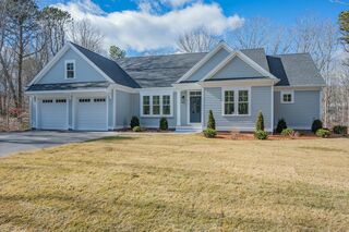 Photo of 28 Country Farm Road Forestdale, MA 02644