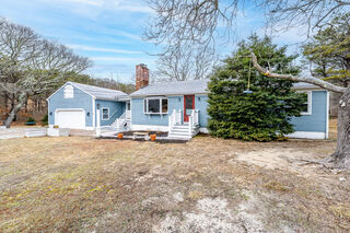 Photo of real estate for sale located at 2 Pine Ridge End Truro, MA 02666