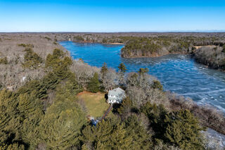 Photo of real estate for sale located at 546 Wakeby Road Marstons Mills, MA 02648