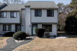 Photo of real estate for sale located at 137 Crescent Lane Brewster, MA 02631