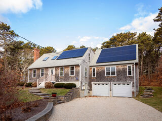 Photo of real estate for sale located at 5 Hatch Court Eastham, MA 02642