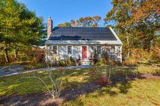Photo of real estate for sale located at 12 Black Watch Mashpee, MA 02649