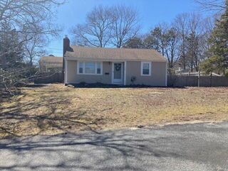 Photo of real estate for sale located at 25 Buckwood Drive South Yarmouth, MA 02664