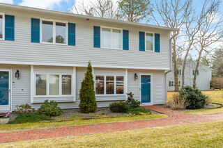 Photo of real estate for sale located at 174 Lowell Road Mashpee, MA 02649