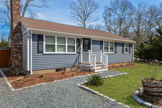 Photo of 48 Kennedy Circle Hyannis, MA 02601