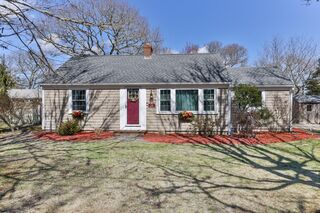 Photo of real estate for sale located at 16 Samoset Road South Yarmouth, MA 02664