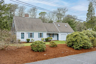 Photo of real estate for sale located at 171 Sturbridge Drive Osterville, MA 02655