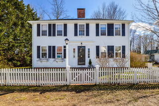 Photo of 198 Main Street Sandwich Village, MA 02563