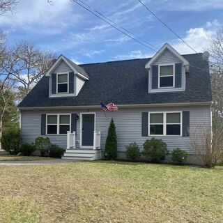 Photo of real estate for sale located at 7 Ivest Circle East Falmouth, MA 02536