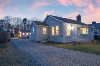 Photo of real estate for sale located at 121 Seaview Avenue South Yarmouth, MA 02664