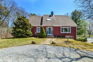 Photo of real estate for sale located at 3 Estrella Lane East Falmouth, MA 02536