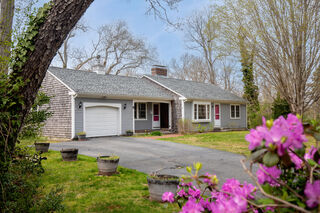 Photo of 8 Maraspin Road Barnstable Village, MA 02630
