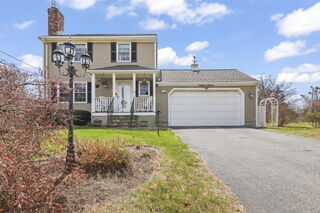 Photo of 36 Town Neck Road Sandwich Village, MA 02563