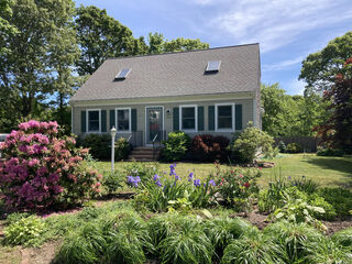 Photo of 120 Blueberry Lane Marstons Mills, MA 02648