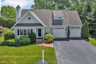 Photo of real estate for sale located at 80 Schooner Lane Hyannis, MA 02601