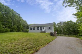 Photo of real estate for sale located at 5 Whiffletree Circle Sandwich Village, MA 02563