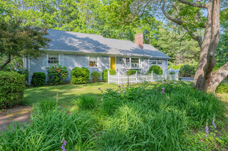 Photo of 89 Cliff Pond Road Brewster, MA 02631