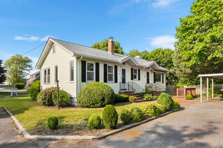 Photo of real estate for sale located at 30 Terry Court Hyannis, MA 02601