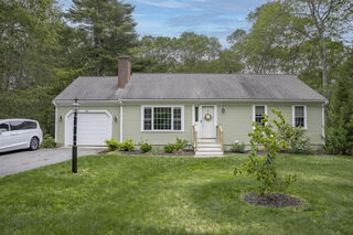 Photo of 68 Harlow Road Sandwich Village, MA 02563
