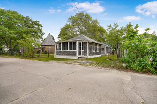 Photo of 7-9 Crescent pl Onset, MA 02558