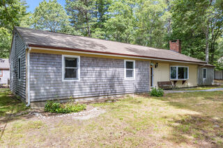 Photo of 163 Walnut Street Marstons Mills, MA 02648
