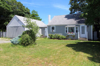 Photo of 72 Grove Street Hyannis, MA 02601
