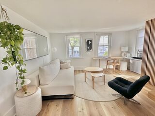 Photo of 476 Commercial Street Provincetown, MA 02657