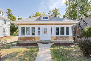 Photo of 32 Pearl Street Hyannis, MA 02601
