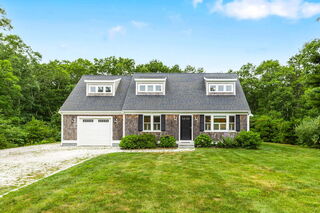 Photo of 10 Camelot Court North Falmouth, MA 02556